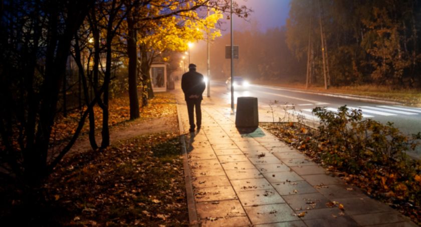 Doświetlenie przejść w Rembertowie